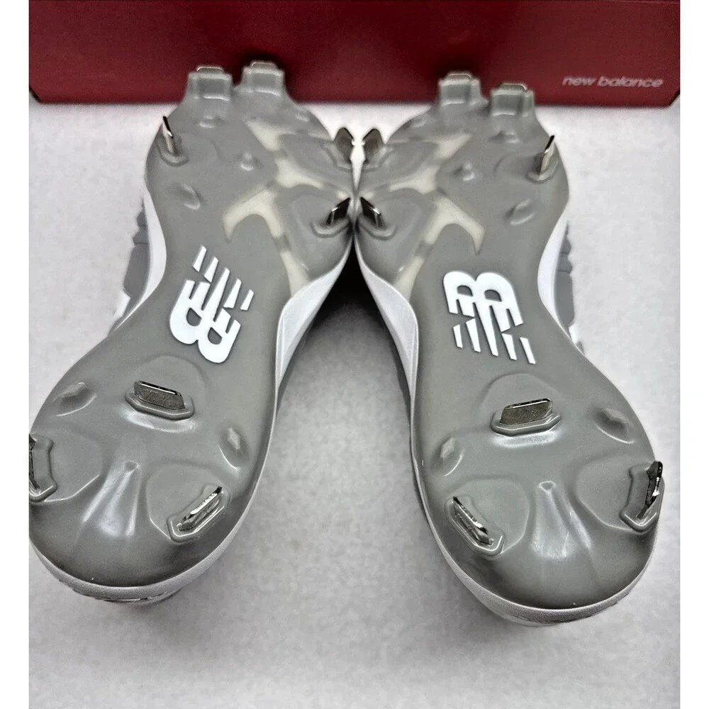 New Balance FUSEv2 Metal Softball Cleats Women's 6 Gray White SMFUSEG2 NWB